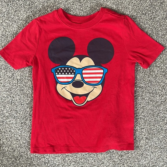 NICKELODEON Boys 5T Tee Shirts in GREAT Condition - Picture 6 of 7